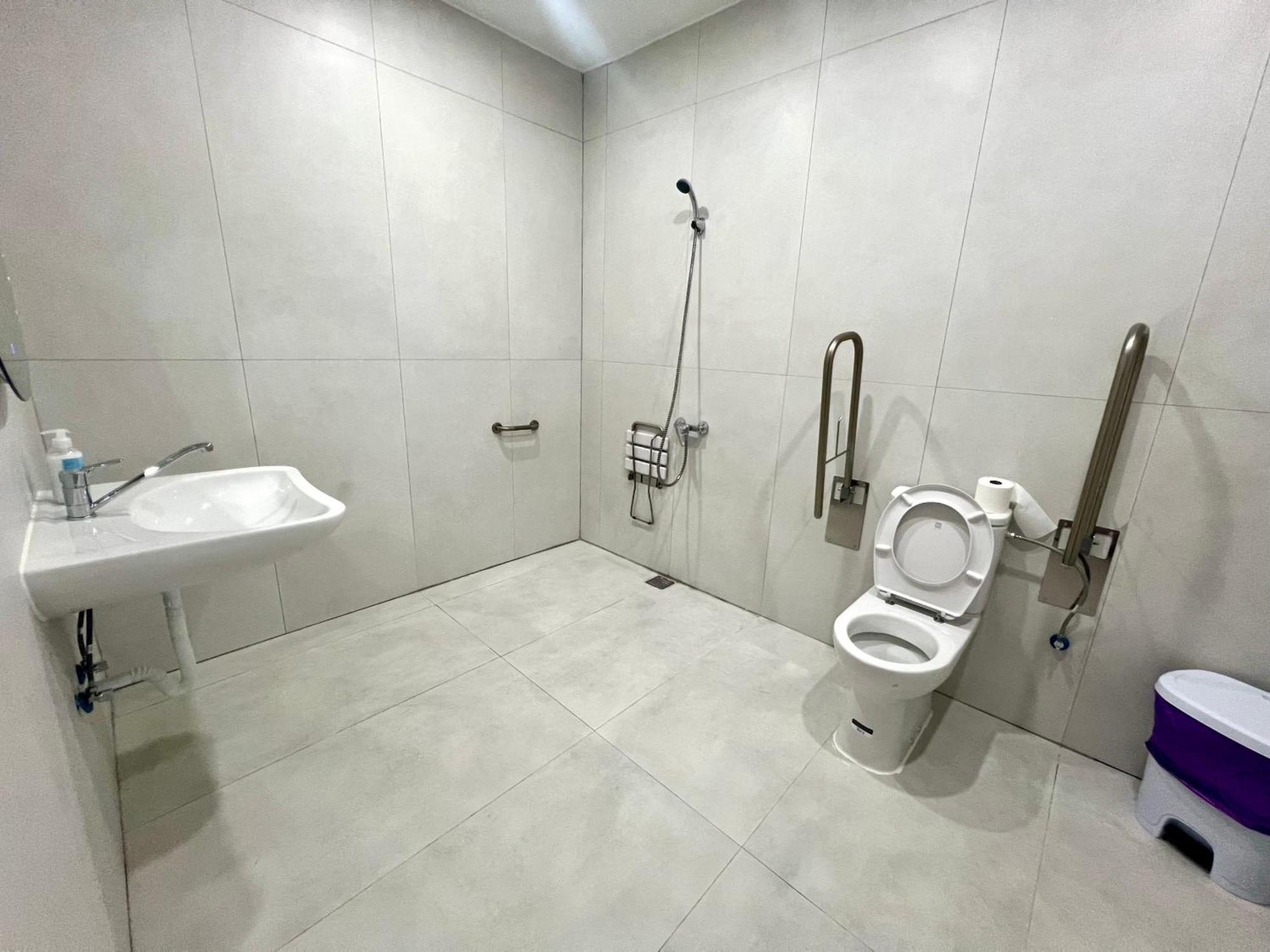 Hostel Oasis Мадрид Екстер'єр фото