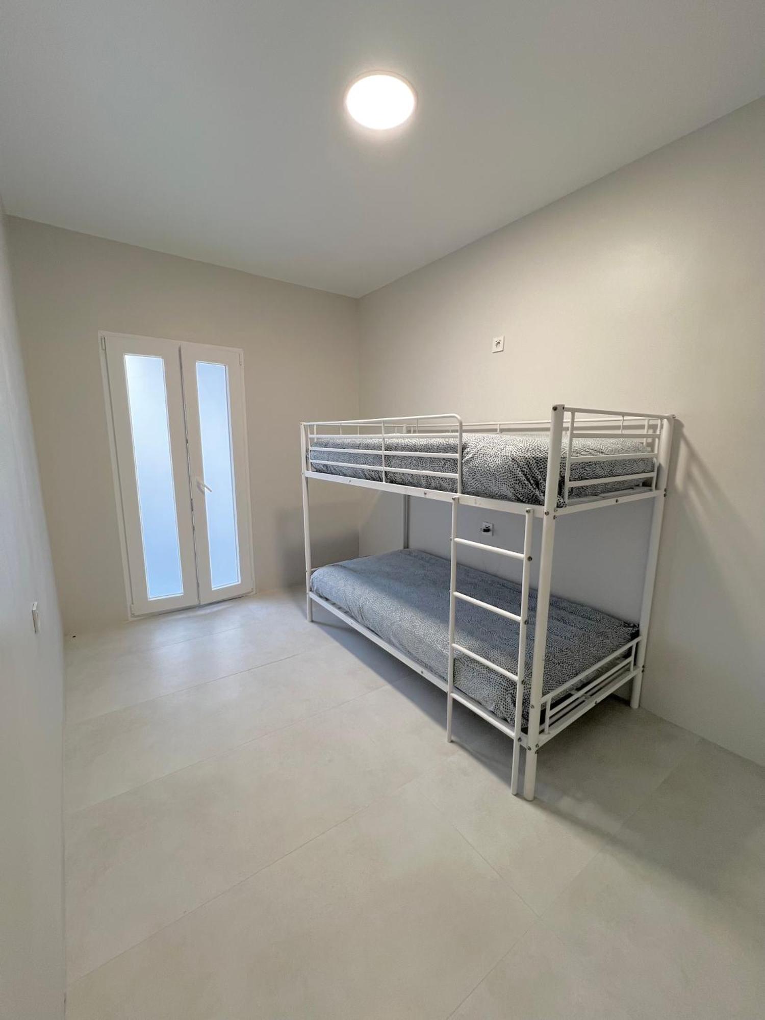 Hostel Oasis Мадрид Екстер'єр фото