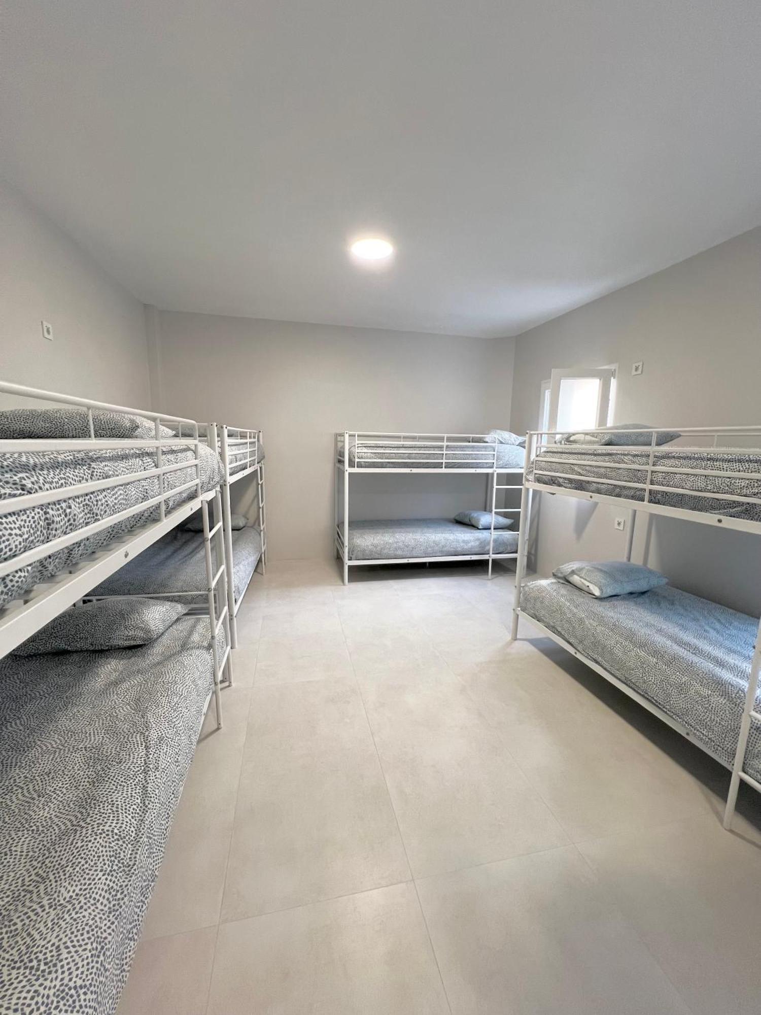 Hostel Oasis Мадрид Екстер'єр фото