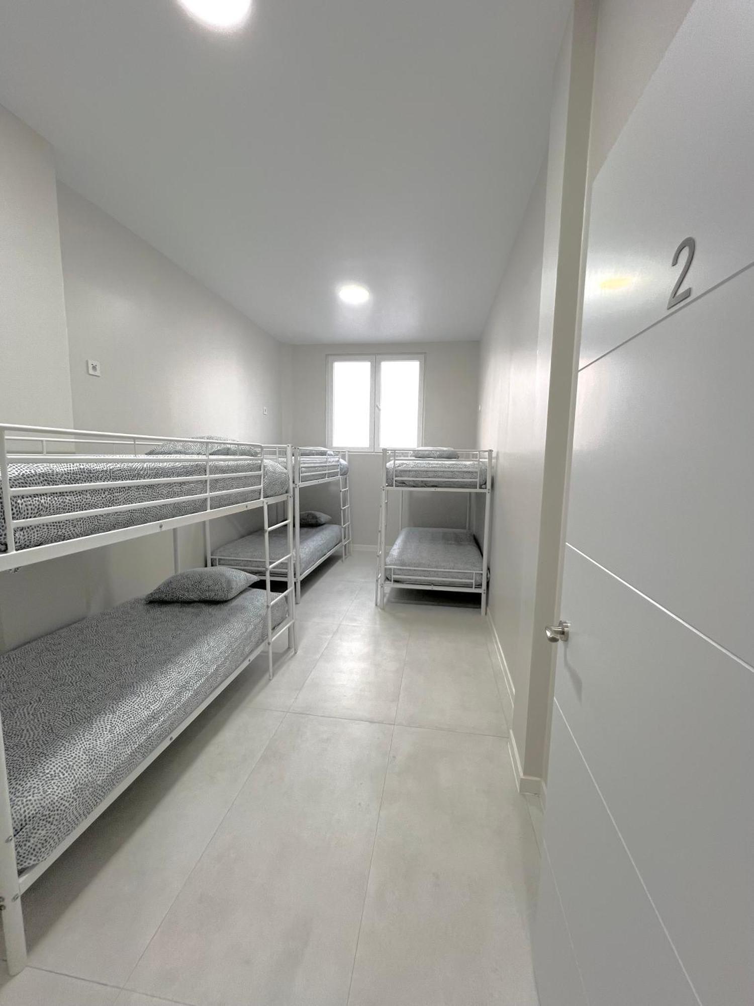 Hostel Oasis Мадрид Екстер'єр фото