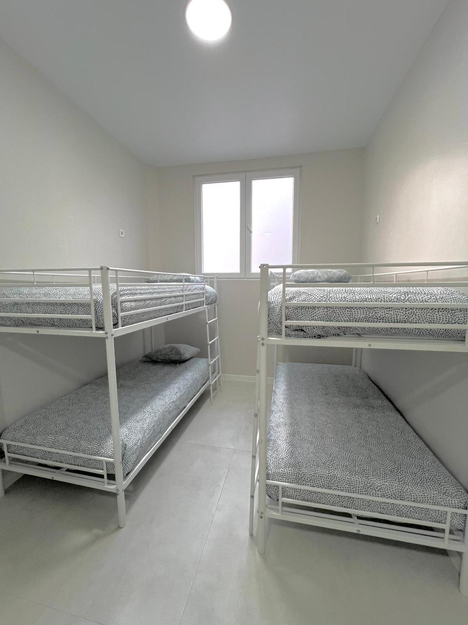 Hostel Oasis Мадрид Екстер'єр фото